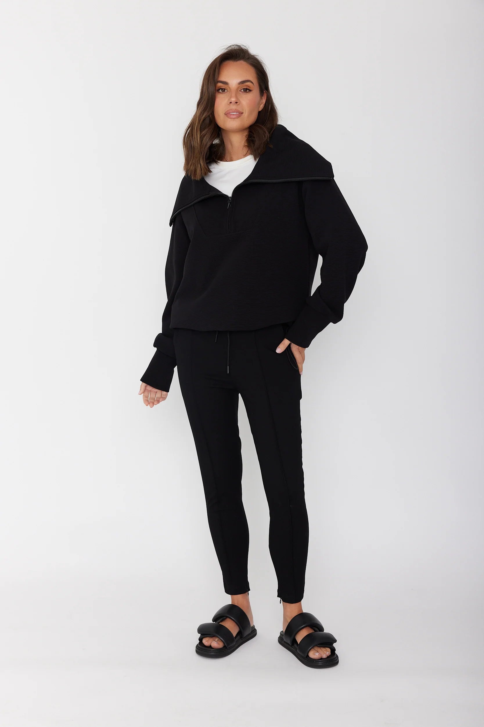 Huxen - Black Knit Pullover for Women