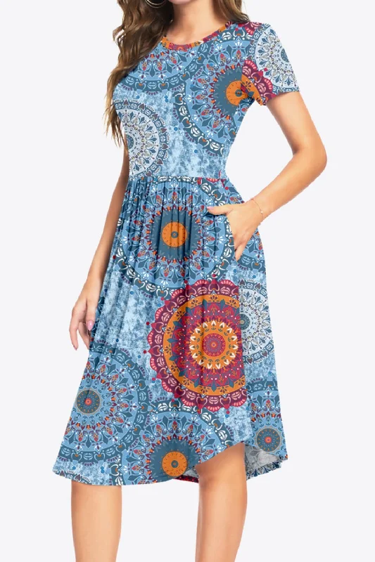 Printed Round Neck Short Sleeve Dress with Pockets Short floral dresses