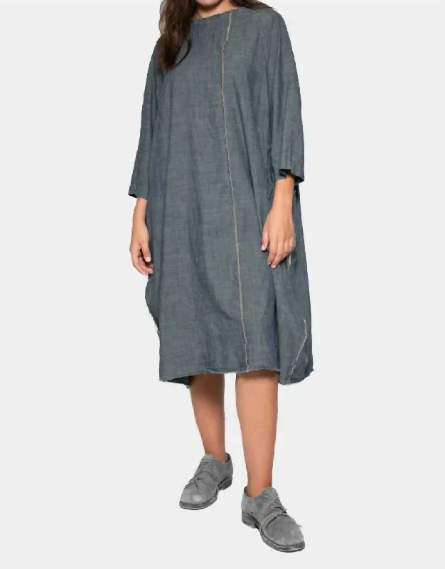 Biat Neck Seams Dress In Denim Loose Fit Denim